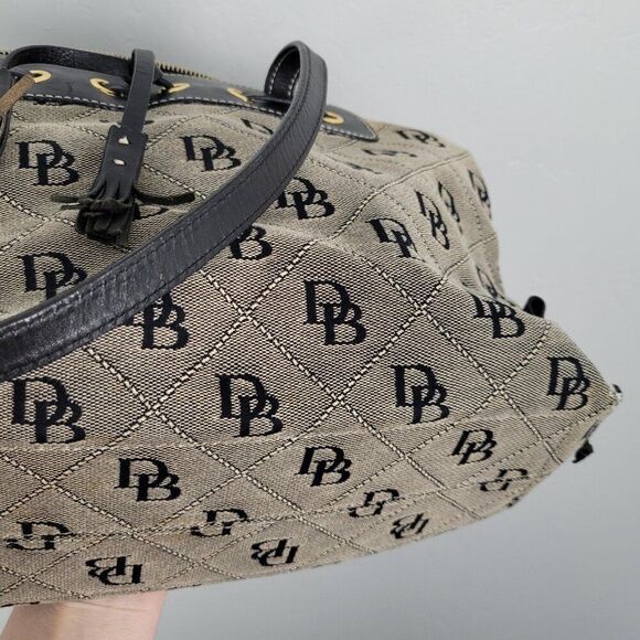 Dooney & Bourke Tassel Tote Shoulder Bag Signature Beige Tan Black - Picture 13 of 15